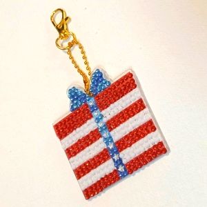 Blingy Patriotic Present Keychain